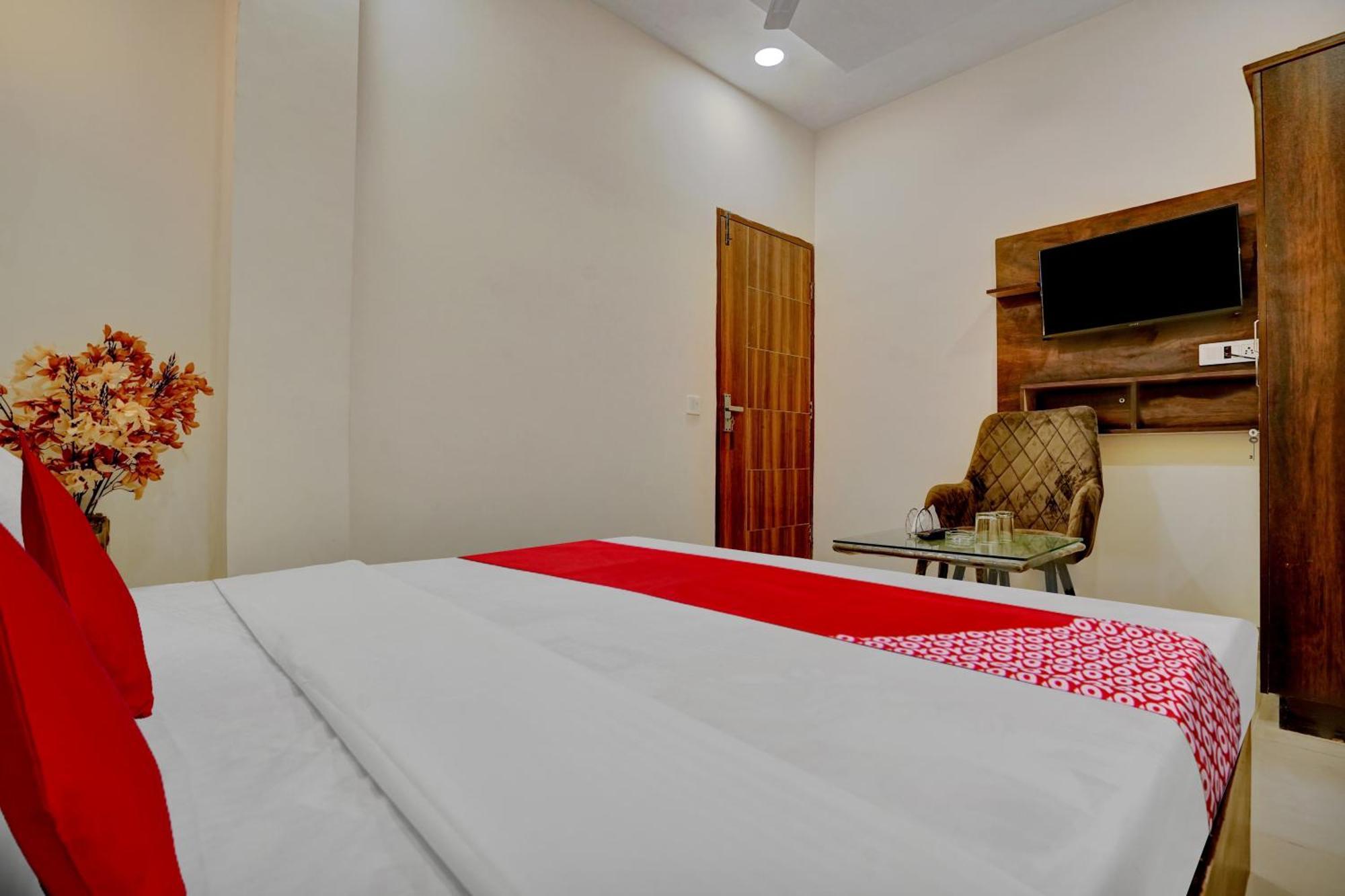Hotel O Orchid Ludhiana Bagian luar foto